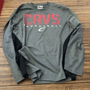 Men’s Cavs long sleeve
